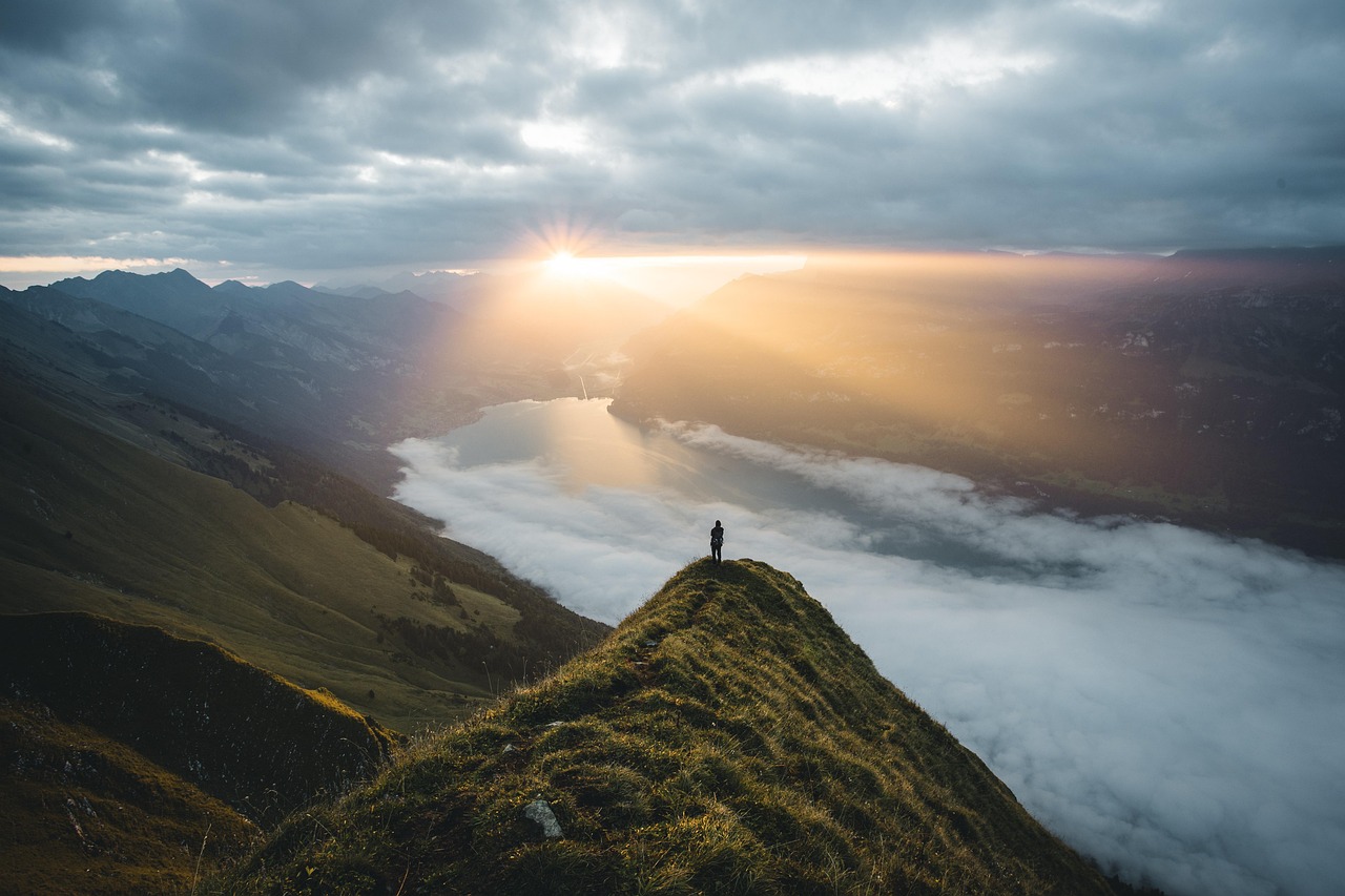 comprehensive guide to hypnotherapy training in 2025