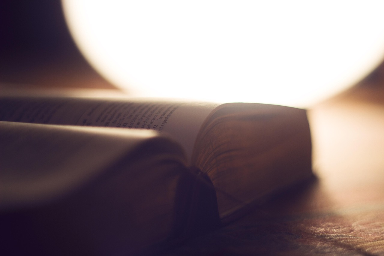 the ultimate guide to getting your online hypnotherapy certification