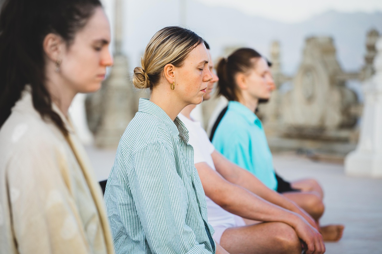 top 3 reasons to enroll in past life regression training & certification