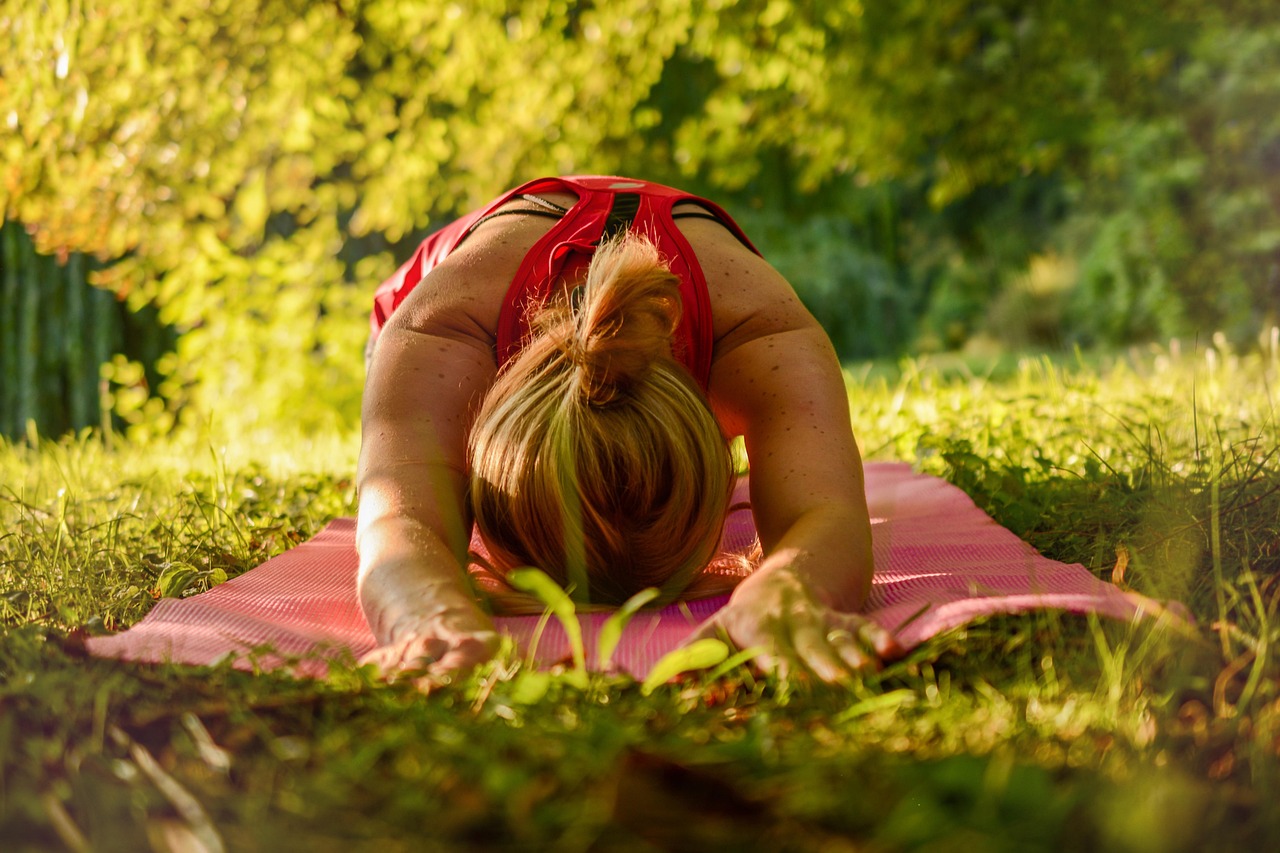transform lives: how boulder hypnotherapy institute trains therapists for rapid client healing